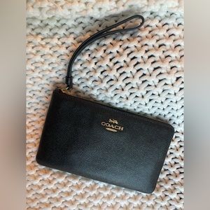 NWT Coach Corner Zip